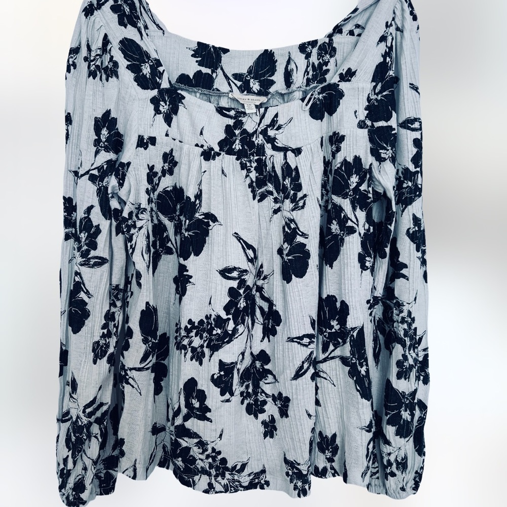 Lucky Brand Boho Peasant Floral Long Sleeve Top Navy and Grey